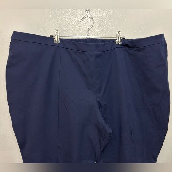 NWOT Isaac Mizrahi Live! Regular Stretch High Waist Pant Navy Plus Size 30WP - Picture 3 of 11